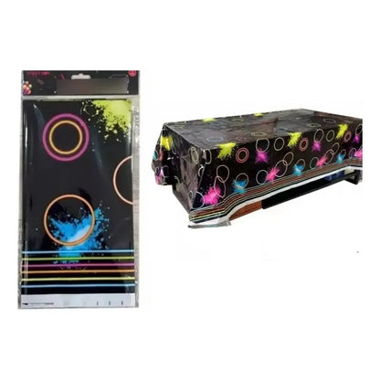 Mantel Plástico Fluor 108x 220 Cm Alumbra En La Oscuridad Negro Geométrico