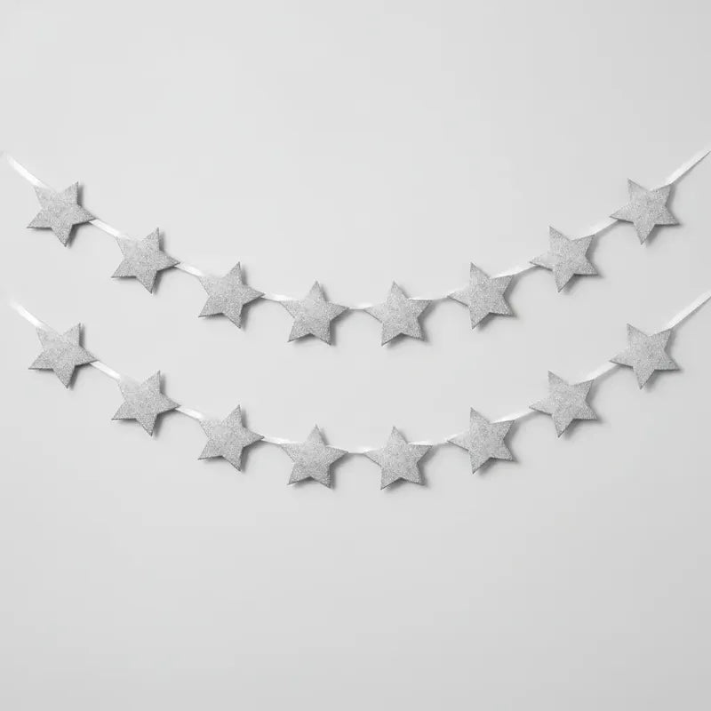 Guirnalda De Estrellas Plateadas Glittel Decorativa Plateado