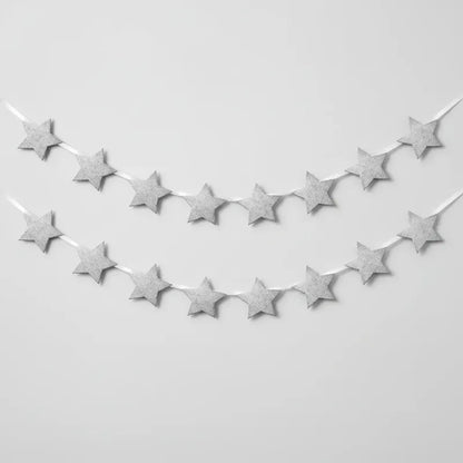 Guirnalda De Estrellas Plateadas Glittel Decorativa Plateado